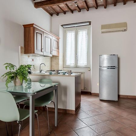 Lucca - Piazza Dell'Anfiteatro Central Apartment! Экстерьер фото
